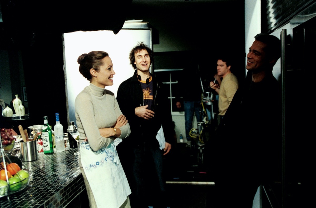 Angelina Jolie, Doug Liman, and Brad Pitt on the set of Mr. and Mrs. Smith