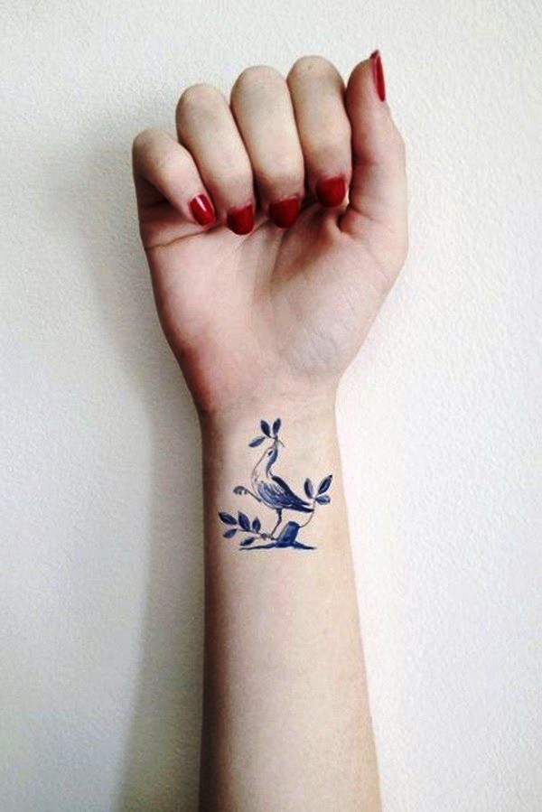 amazingly-attractive-wrist-tattoo-ideas-03