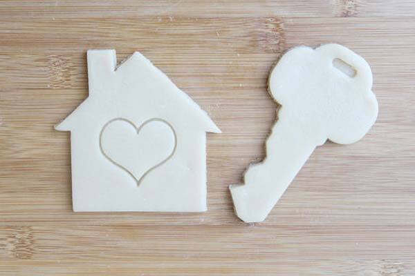 House and key cookie cutters