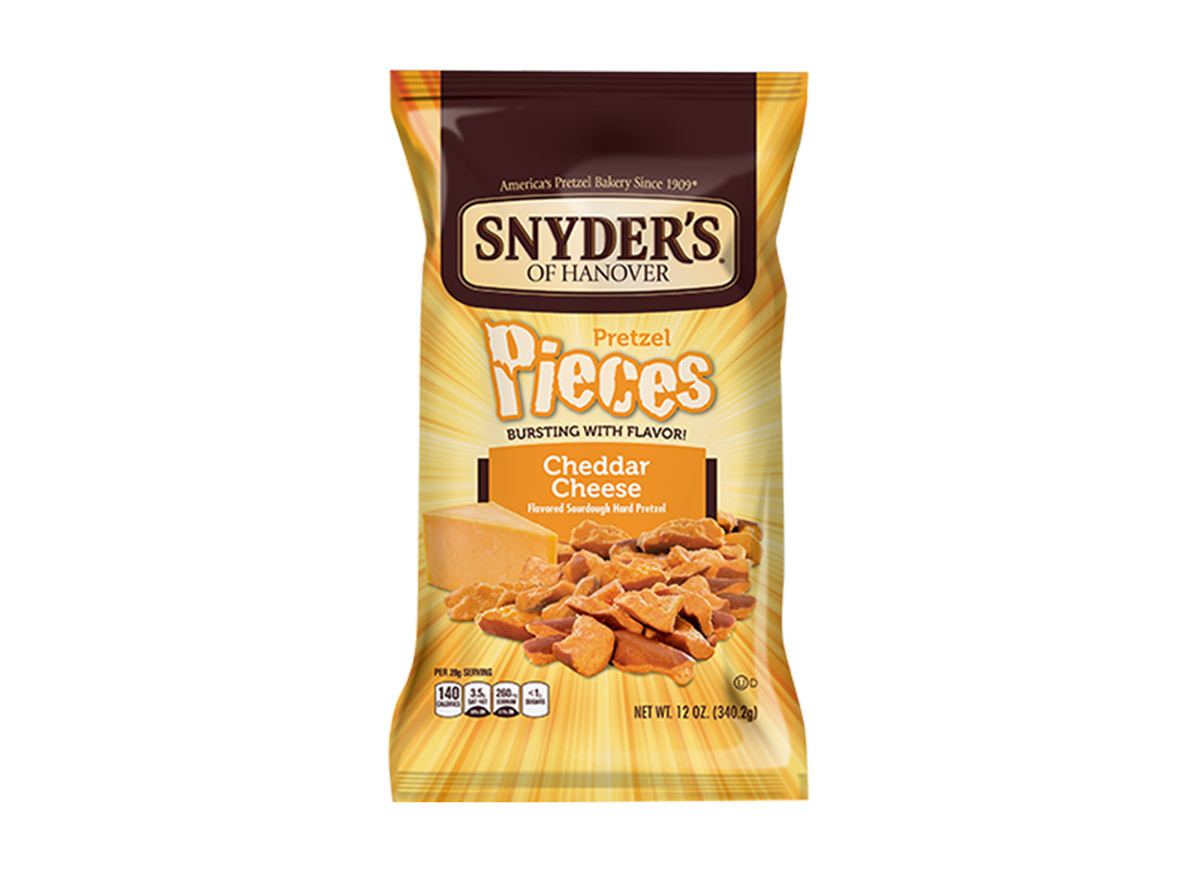 snyders pretzel pieces