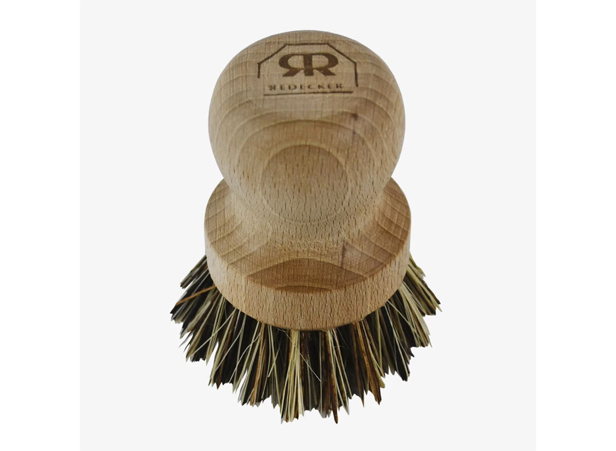 natural pot brush scrubber with wood handle