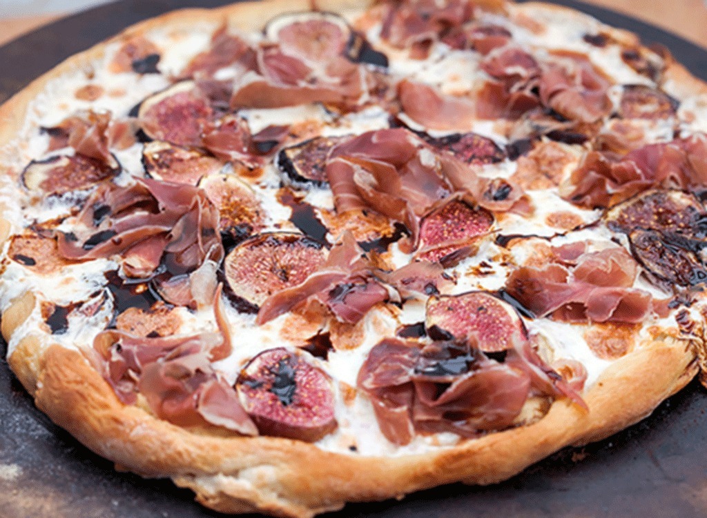 Fig and Prosciutto Pizza with Balsamic