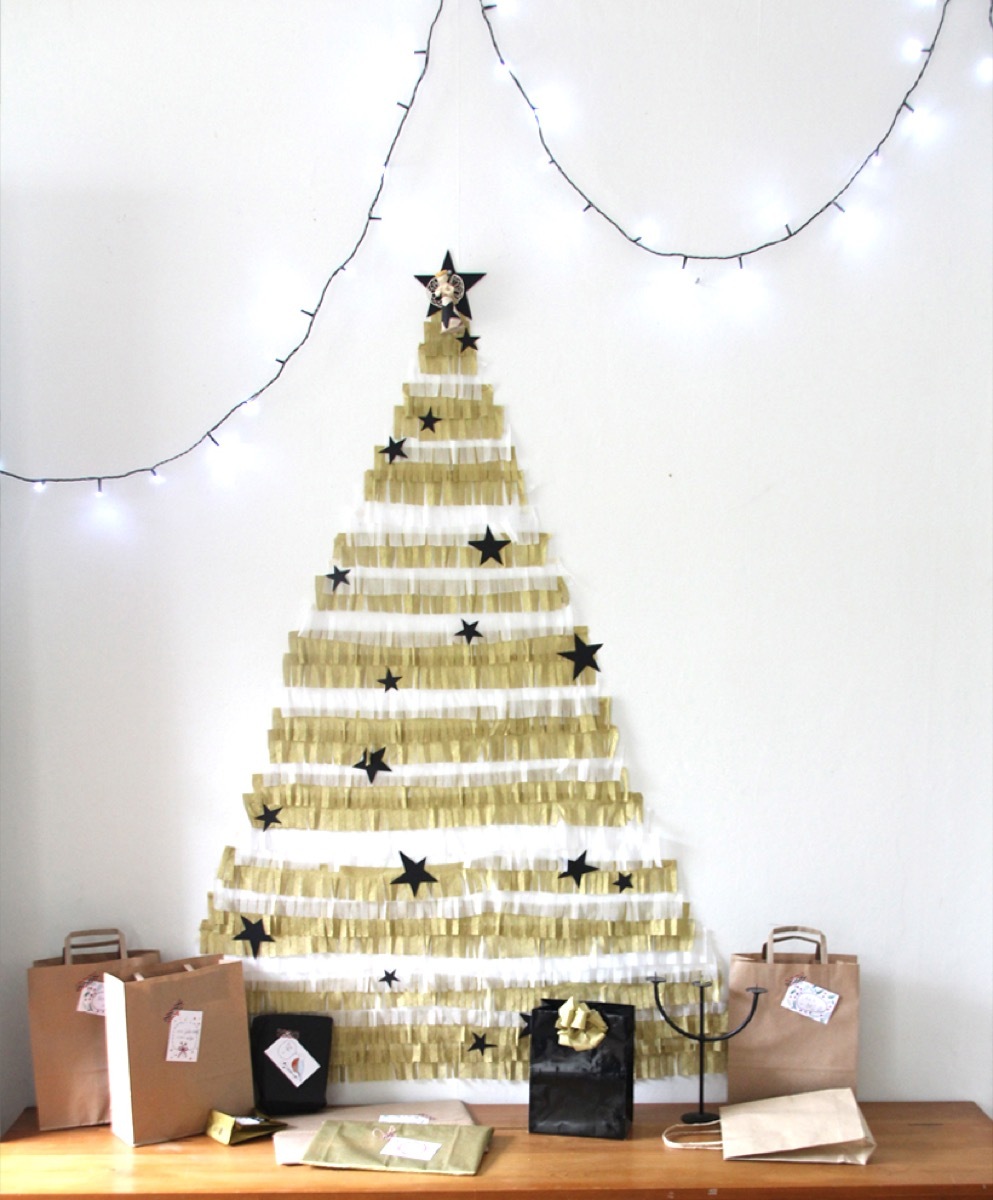 Crepe Paper Tree {Christmas Tree Alternatives}