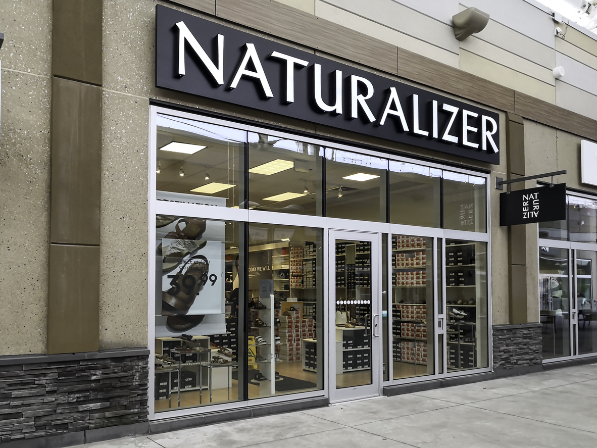Naturalizer shoe store