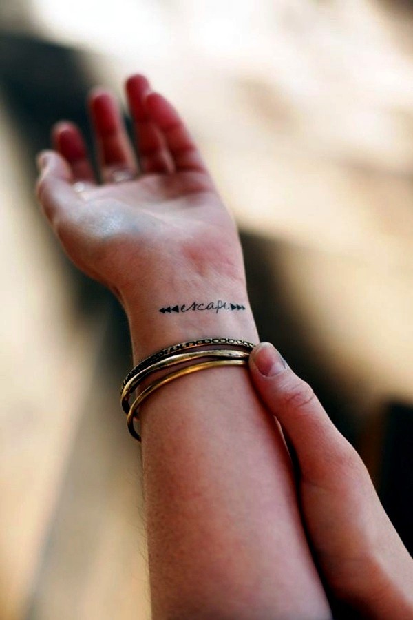 amazingly-attractive-wrist-tattoo-ideas-08