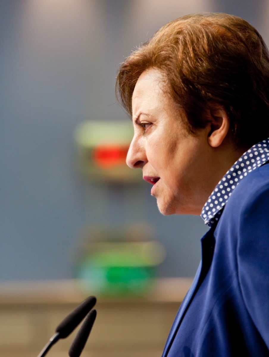 shirin ebadi after winning nobel peace prize, women achievements