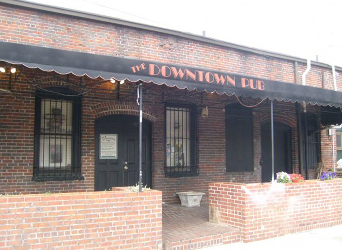 the downtown pub