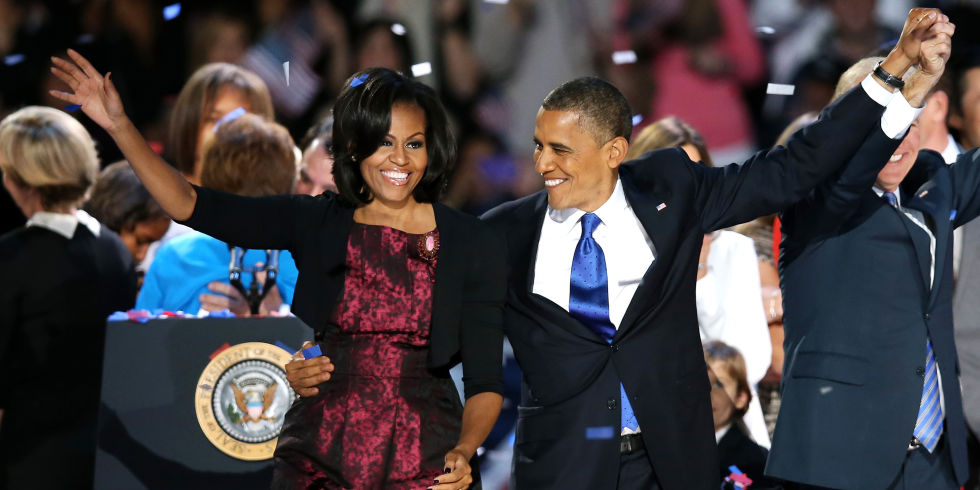 barack-and-michelle-obama-sweetest-moments-10