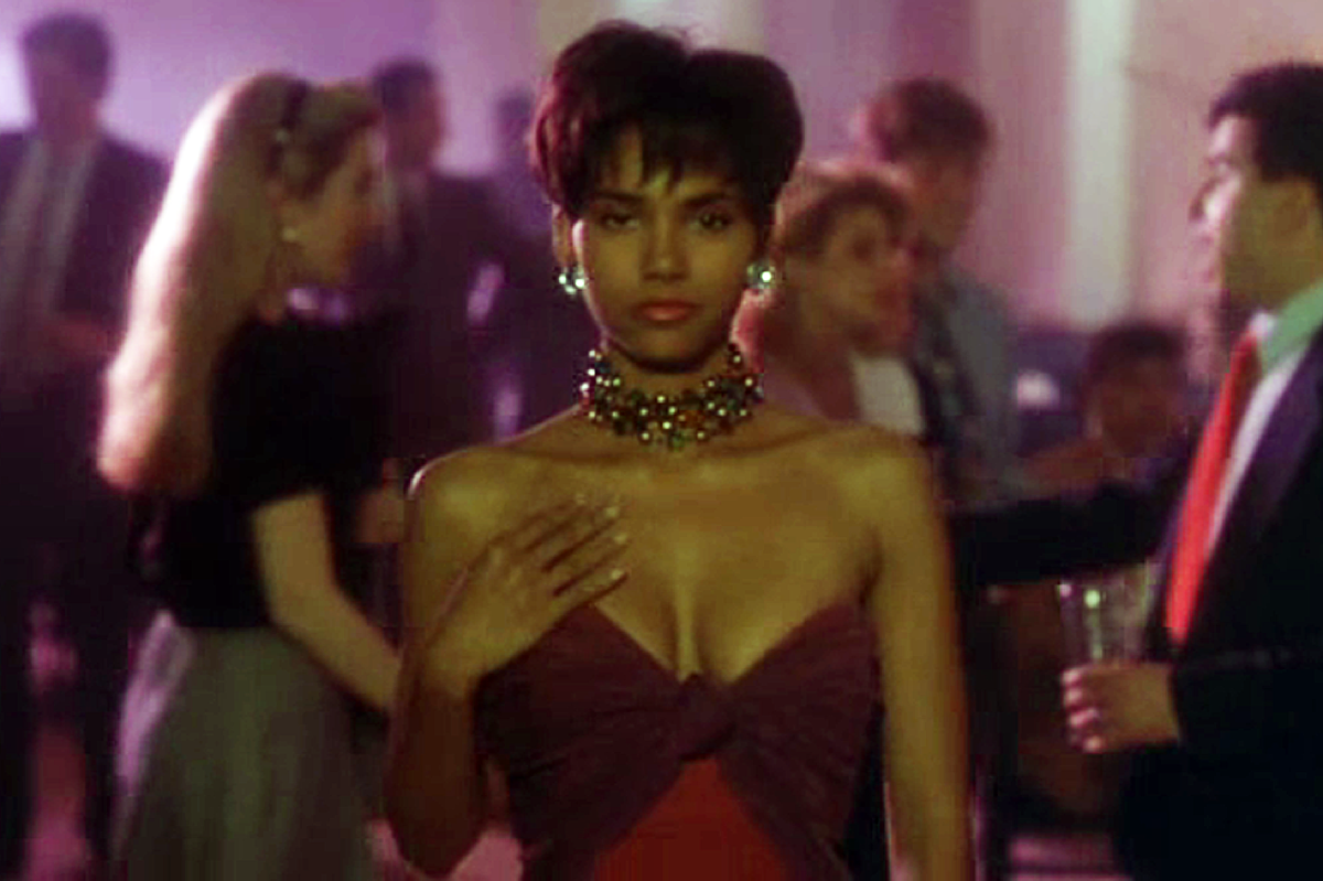 halle berry in the last boy scout