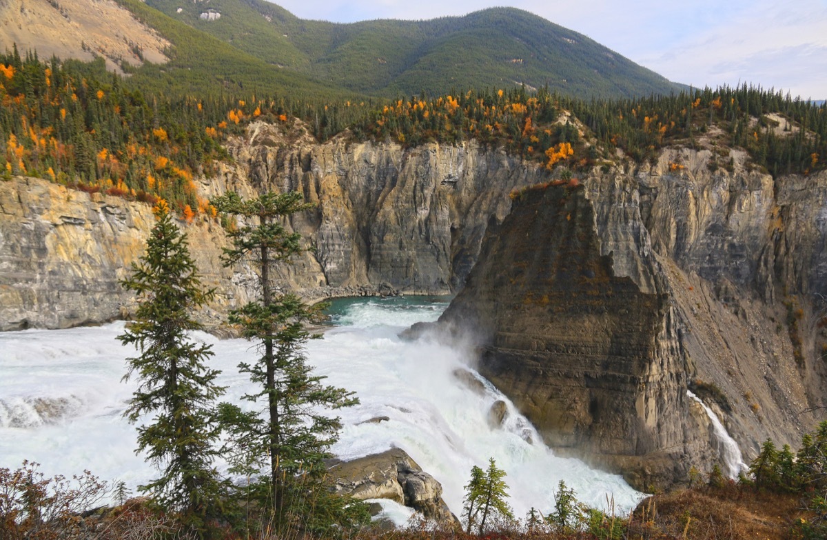 nahanni national park reserve in the northwest territories of canada, amazing facts