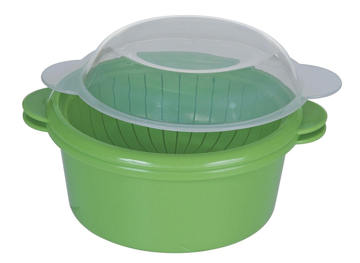 green veggie steamer with clear lid