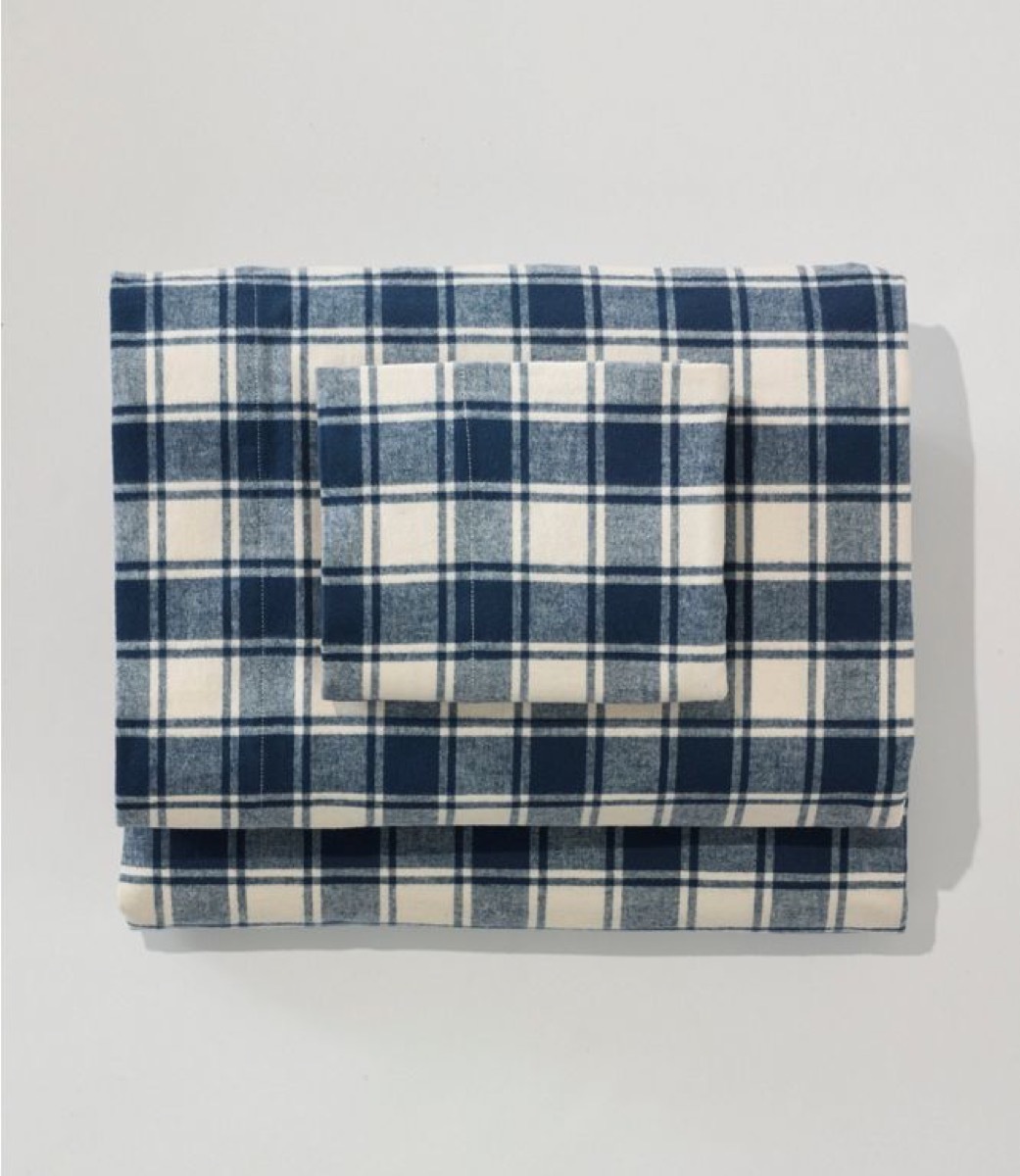 blue and white flannel sheet