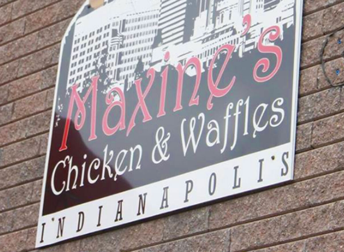 maxine chicken waffles restaurant sign
