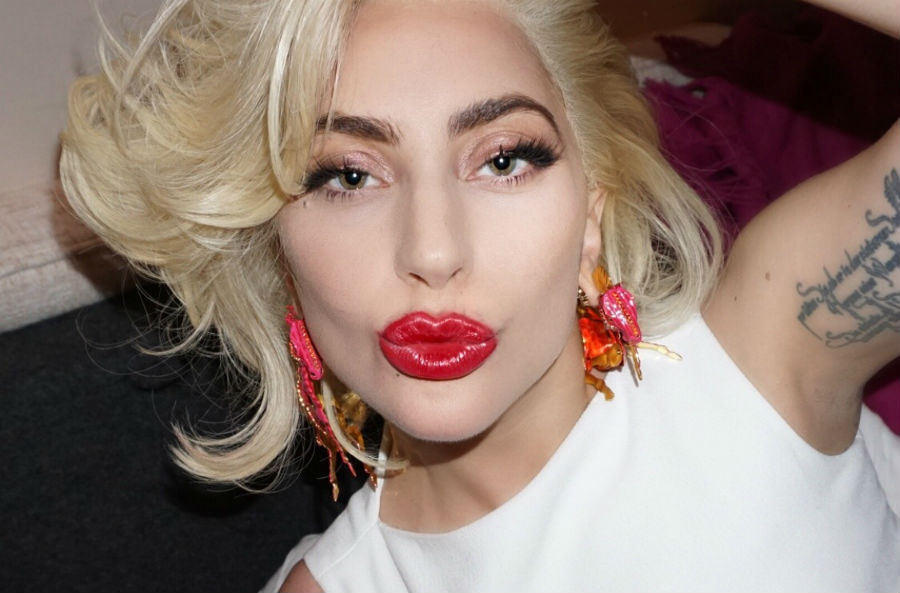 Леди Гага | 10 роковых блондинок Голливуда, разбивших чужие семьи | Her Beauty
