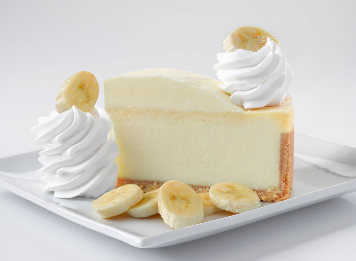 cheesecake factory fresh banana cream cheesecake slice