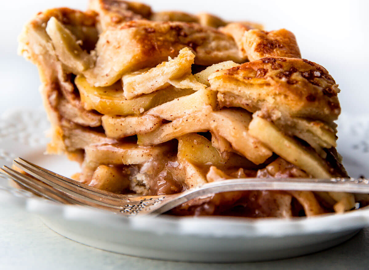 deep dish apple pie