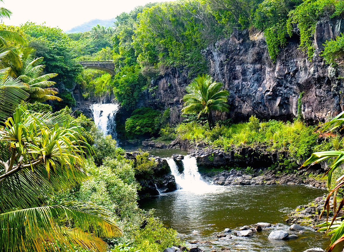seven sacred pools hawaii