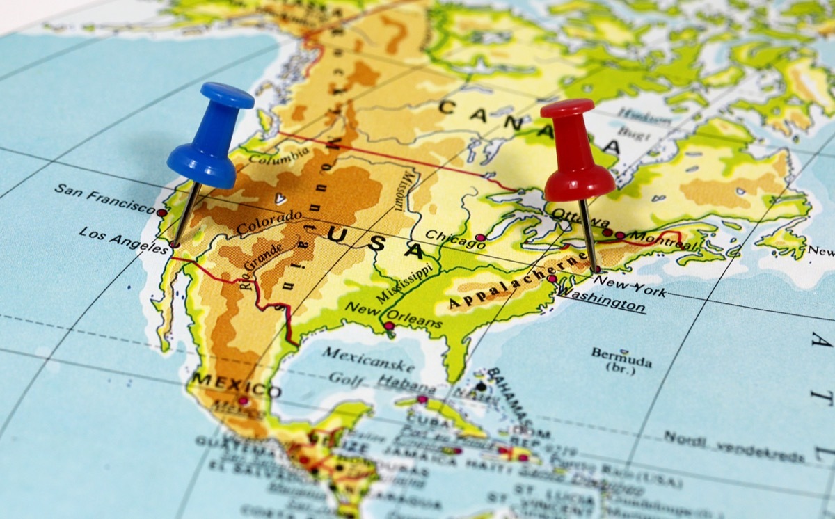Map of American with thumb tacks in California and New York