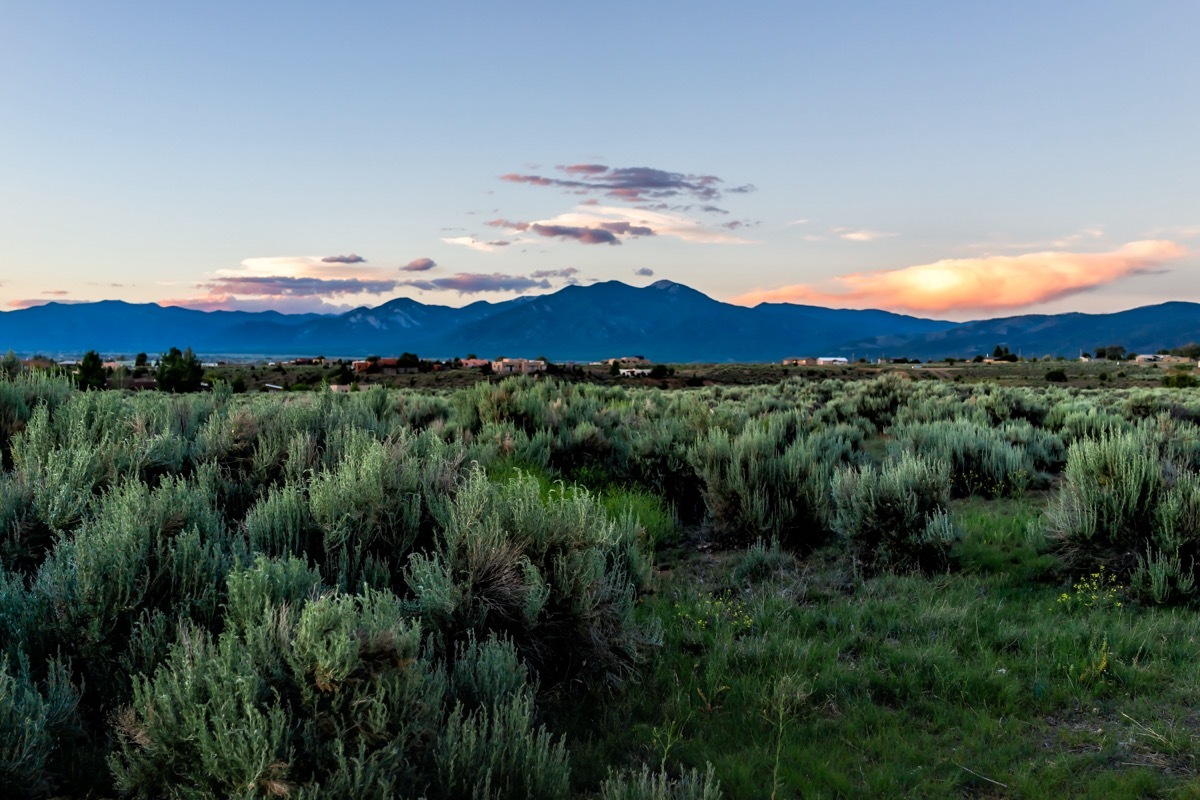 ranchos de taos valley in new mexico