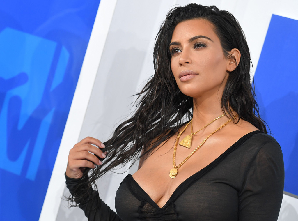 the-internet-needs-to-stop-victim-blaming-kim-kardashian-and-here-is-why-002
