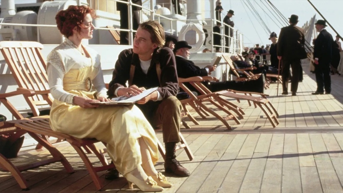 Still from deck scene in Titanic