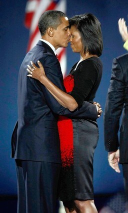 Barack and Michelle Obama Kiss Election Night 2008