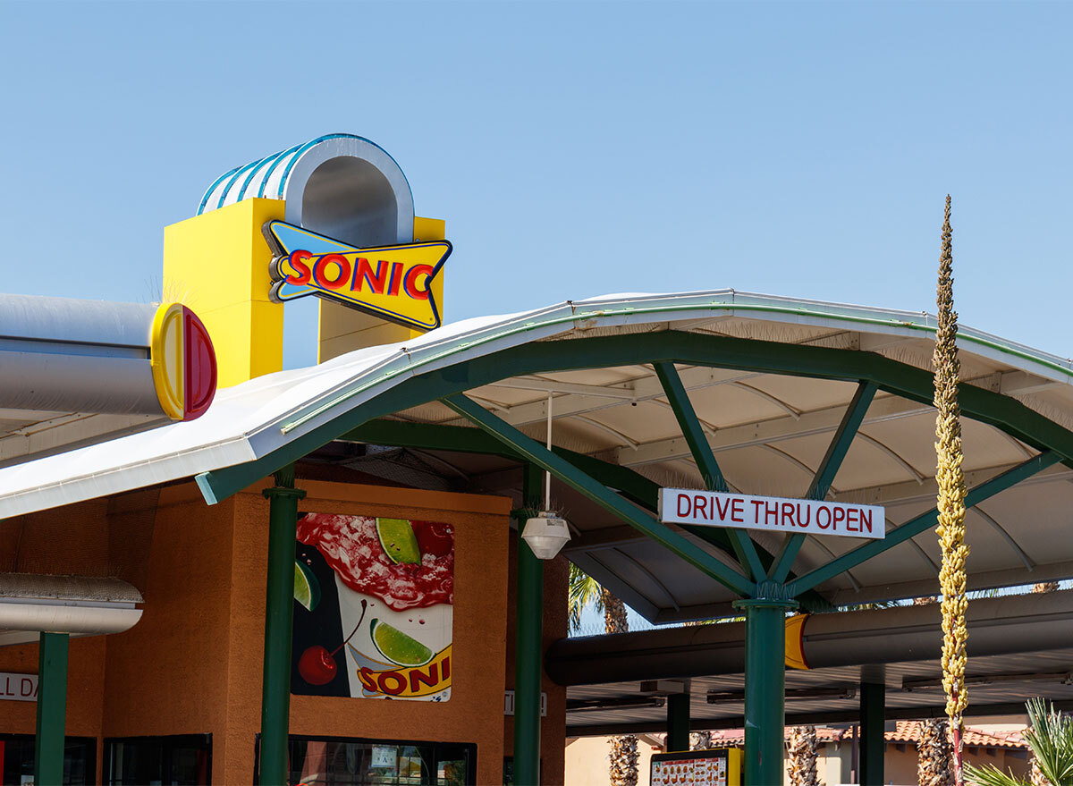 sonic drive in fast food restaurant