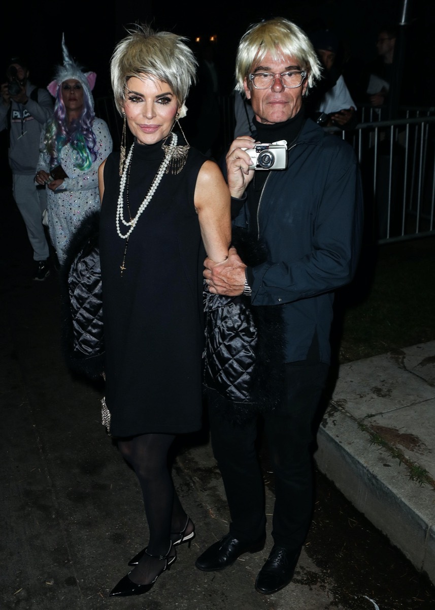 Lisa Rinna and Harry Hamlin as Twiggy and Andy Warhol on Halloween