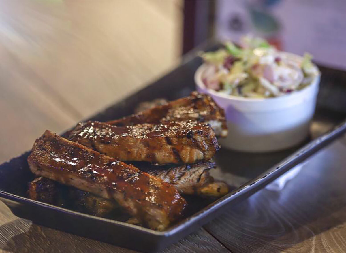 plate of bbq ribs and coleslaw