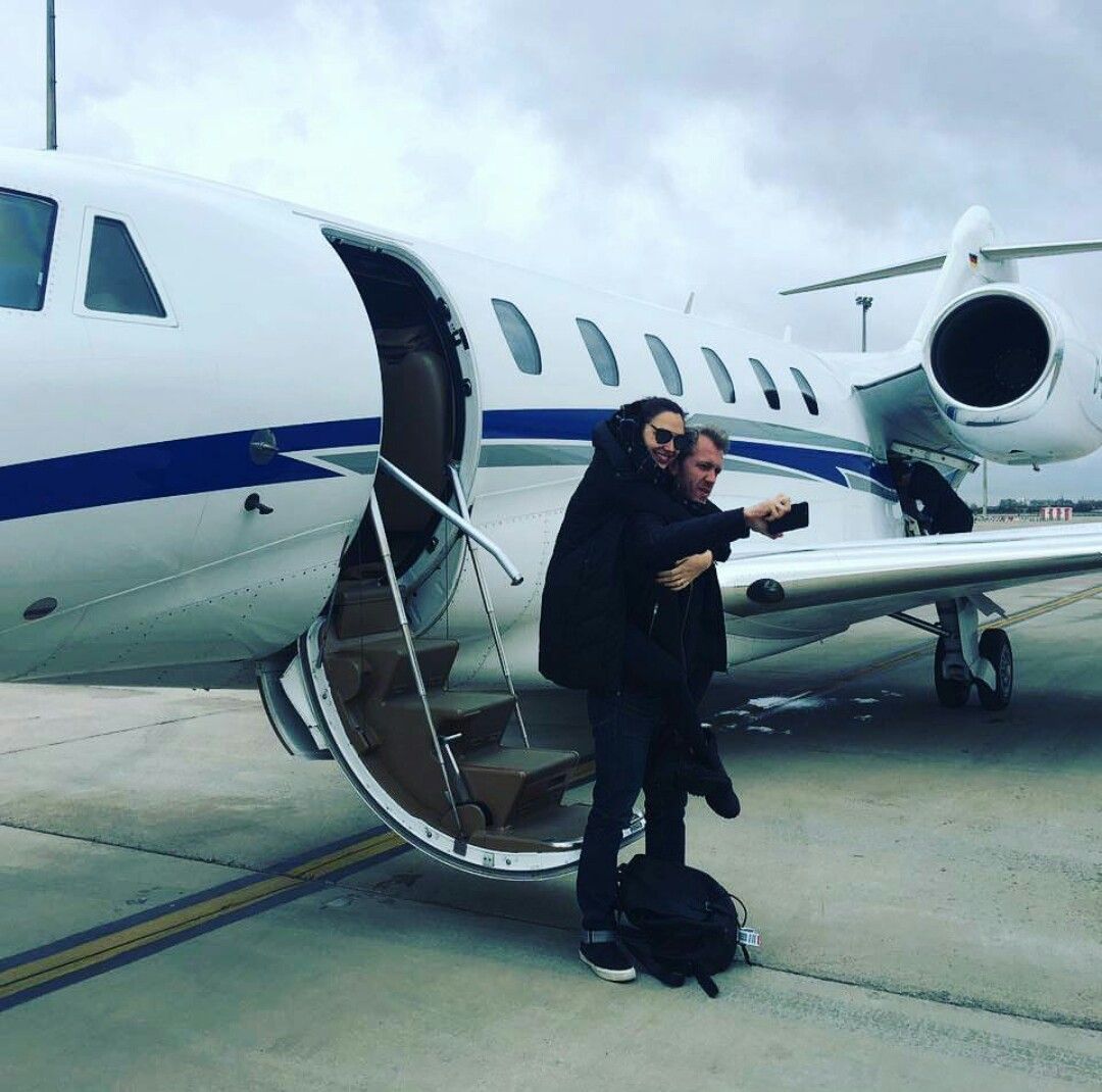 Private flights | 7 Crazy Expensive Things Gal Gadot Has Bought | Her Beauty