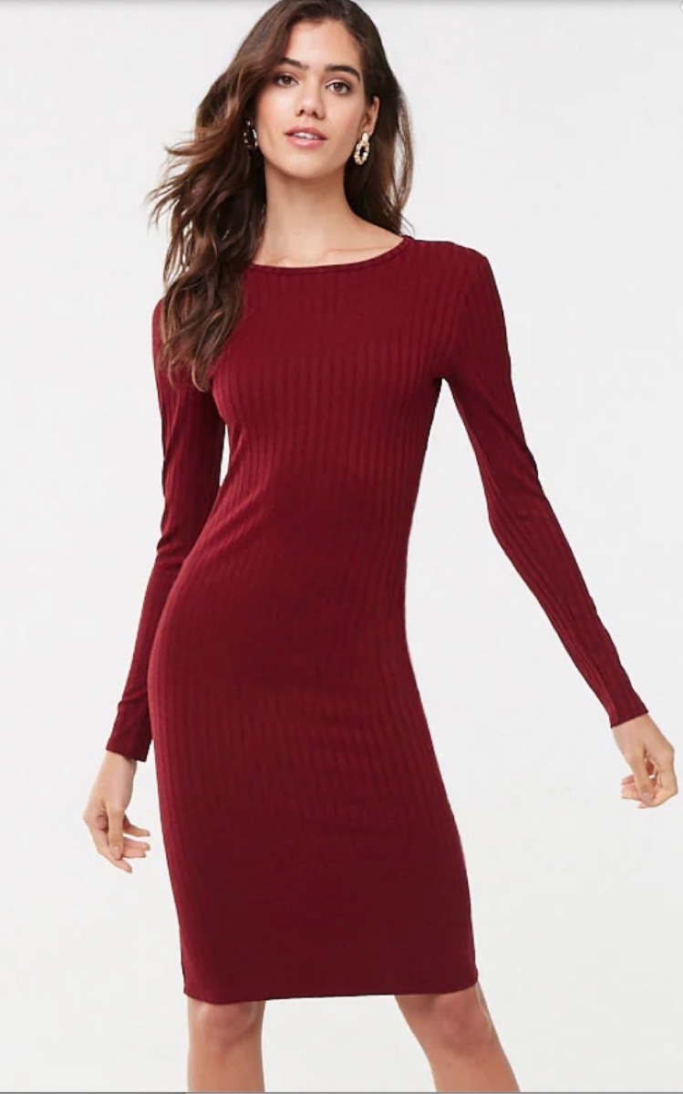 woman wearing ribbed burgundy bodycon dress, fall dresses