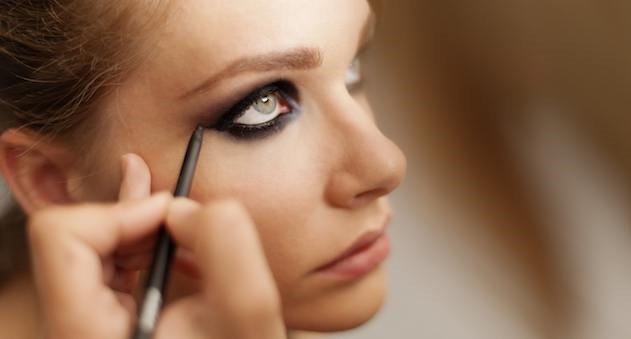 Eyeliner | Smokey Eye Tutorial for Beginners | Her Beauty