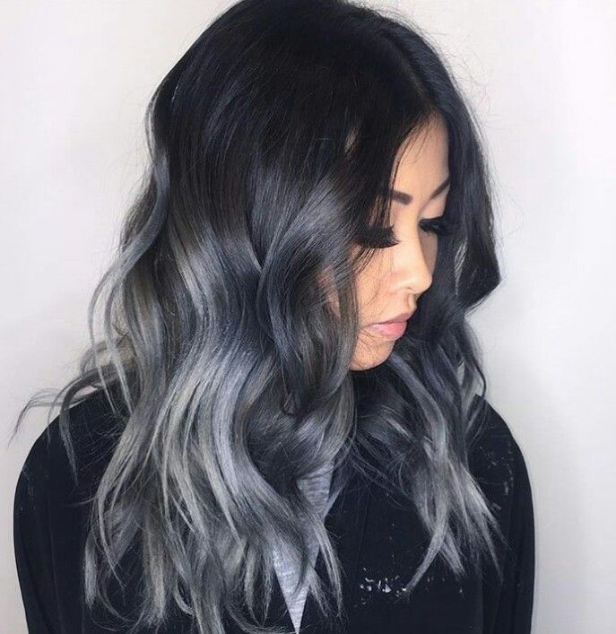 grannyhair-is-the-silver-ombre-trend-breaking-the-internet-08