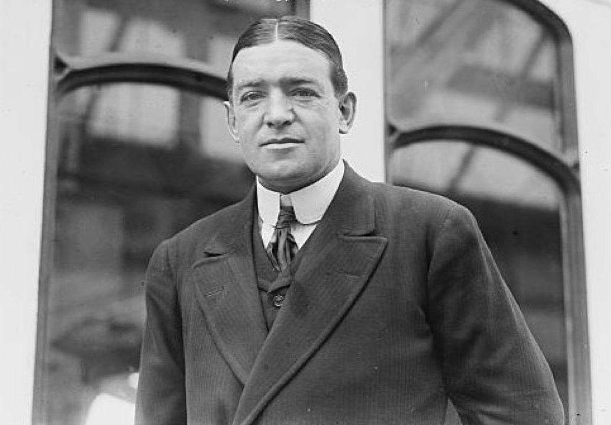  Ernest Henry Shackleton, Irish explorer