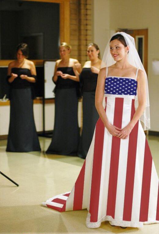 13_Of_The_Worst_Wedding_Dresses_You’ve_Ever_Seen_3