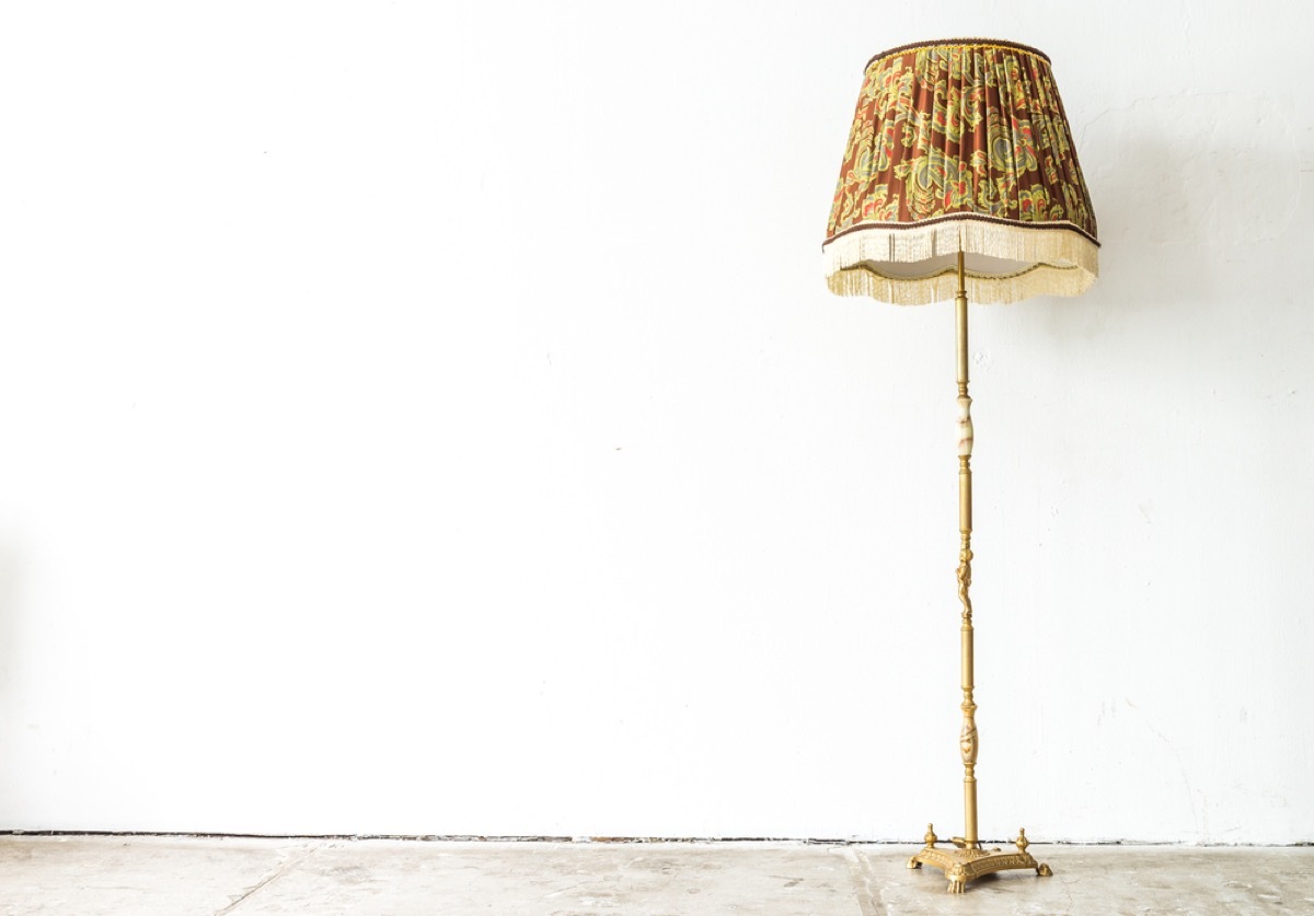 vintage floor lamp, vintage home upgrades