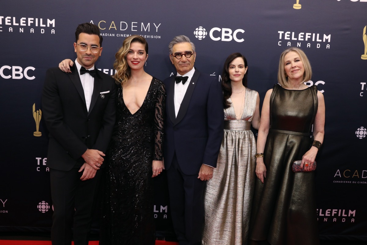 Dan Levy, Annie Murphy, Eugene Levy, Emily Hampshire, and Catherine O'Hara